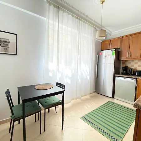Near Nisantasi & Stylish No1 Apartamento Estambul