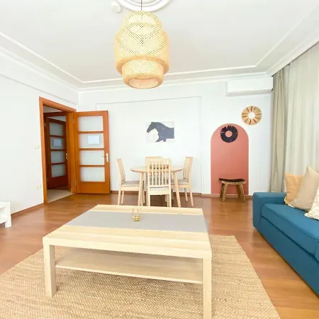 Near Nisantasi & Stylish No1 Apartment Istanbul