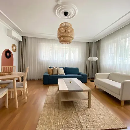 Апартаменты Near Nisantasi & Stylish No1 Стамбул